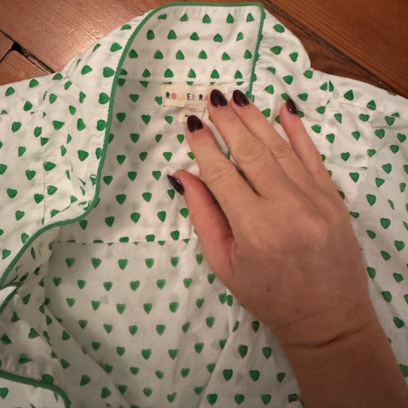 Roller Rabbit pajamas - Picture 3 of 5